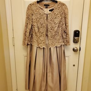 Jessica Howard Lace Mother of the Bride Gown